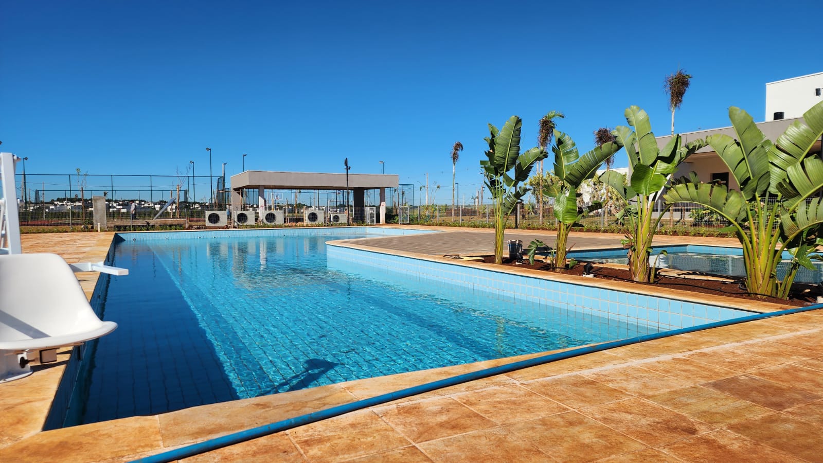 Piscina adulto do condomínio Alphaville Terras Alpha Cascavel Piscina adulto do condomínio Alphaville Terras Alpha Cascavel